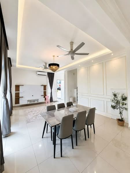 Rumah Teres untuk Dijual di Eco Grandeur (Puncak Alam) - Nafis Hashim - Living Room - PropertyGuru.com.my