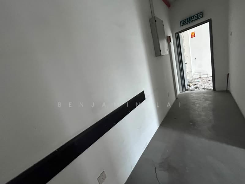 Semi-D Factory for Rent in Petaling Jaya (Selangor) - Benjamin Lai - Corridor - PropertyGuru.com.my