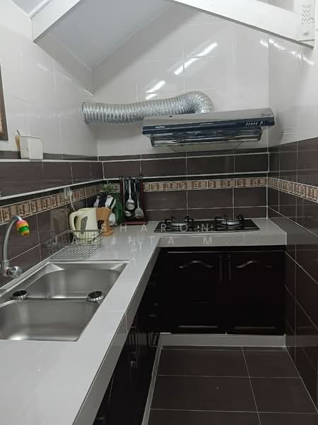Bungalow for Sale in Senawang (Negeri Sembilan) - Sharon Jacinta Mary Pinto - Kitchen - PropertyGuru.com.my