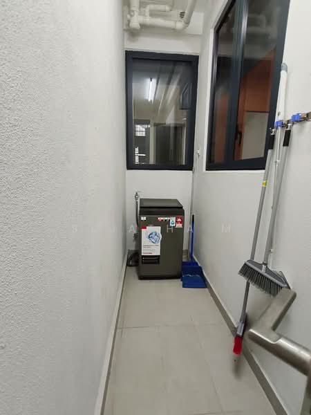 Service Residence for Rent at KL Gateway Premium Residences - Sujatha M - Corridor - PropertyGuru.com.my
