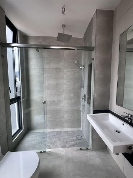 Servis Apartment untuk Dijual di The Sentral Suites - Faizzatul Farhana - Bathroom - PropertyGuru.com.my