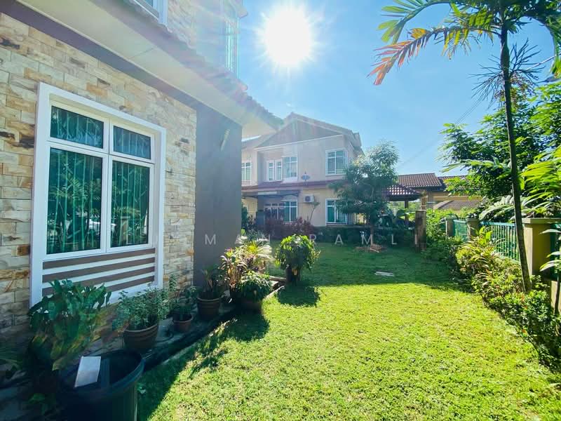 Rumah Banglo untuk Dijual di Taman Pinggiran Putra (Seri Kembangan) - Luqman Ramli - Exterior - PropertyGuru.com.my