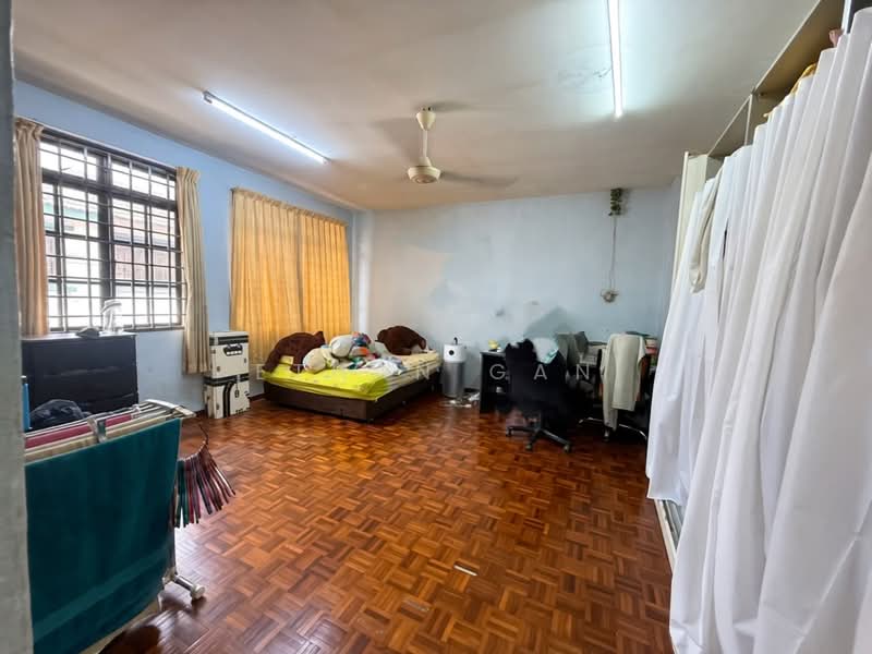 1.5-storey Terraced House for Sale in Bandar Seri Alam (Masai) - Ethan Gan - PropertyGuru.com.my