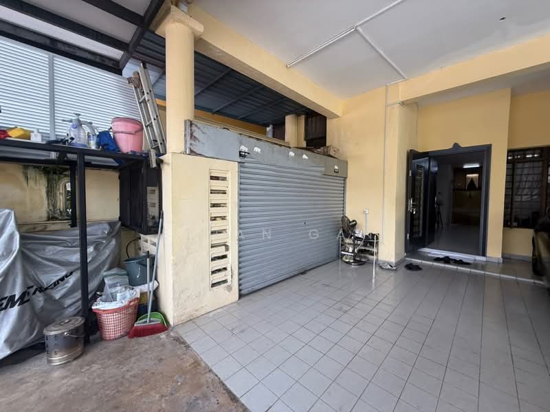 1.5-storey Terraced House for Sale in Bandar Seri Alam (Masai) - Ethan Gan - PropertyGuru.com.my