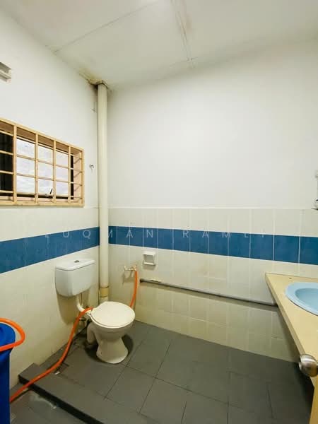Rumah Teres 2 Tingkat untuk Dijual di Bangi (Selangor) - Luqman Ramli - Bathroom - PropertyGuru.com.my