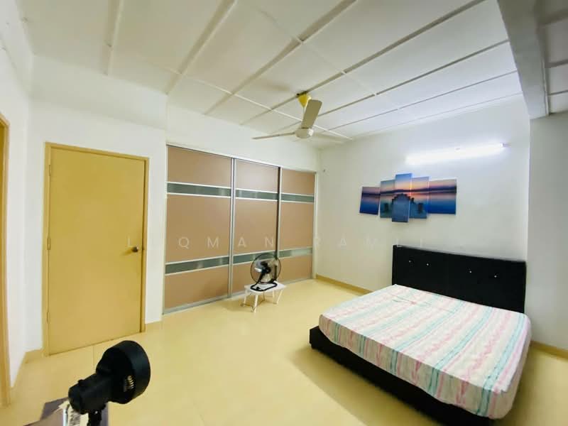 Rumah Teres 2 Tingkat untuk Dijual di Bangi (Selangor) - Luqman Ramli - Bedroom - PropertyGuru.com.my