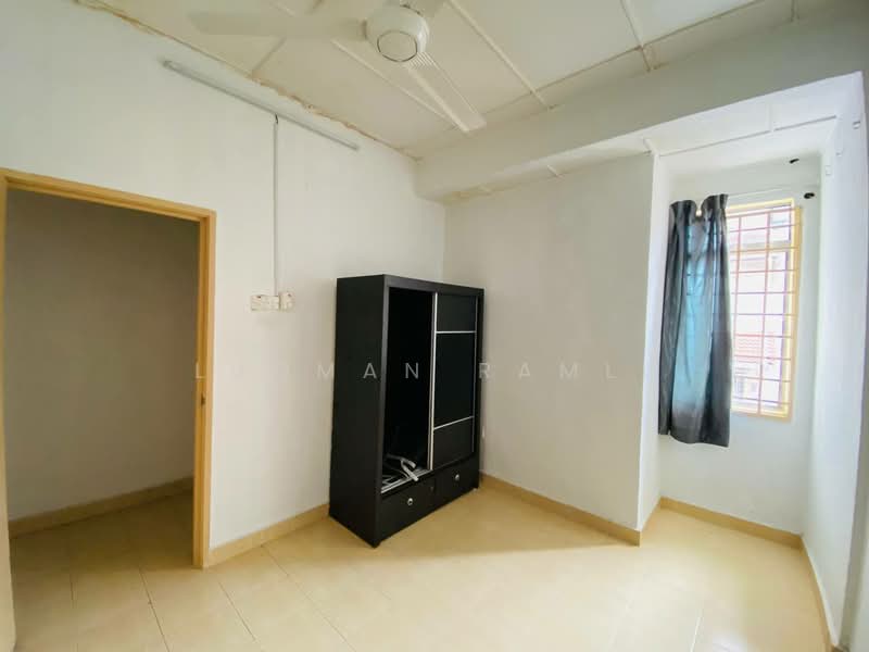 Rumah Teres 2 Tingkat untuk Dijual di Bangi (Selangor) - Luqman Ramli - Interior - PropertyGuru.com.my