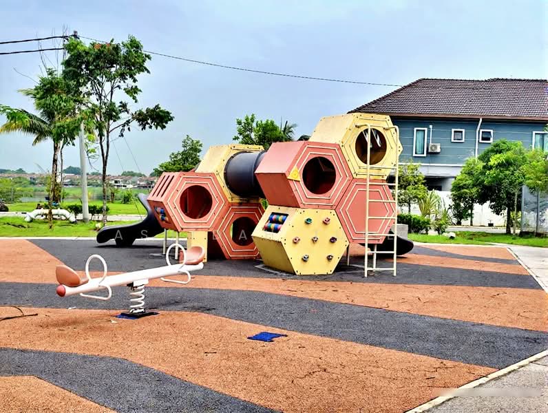 Semi-Detached House for Sale in Taman Desiran Bayu (Puchong) - Rashidah Juremi - PropertyGuru.com.my