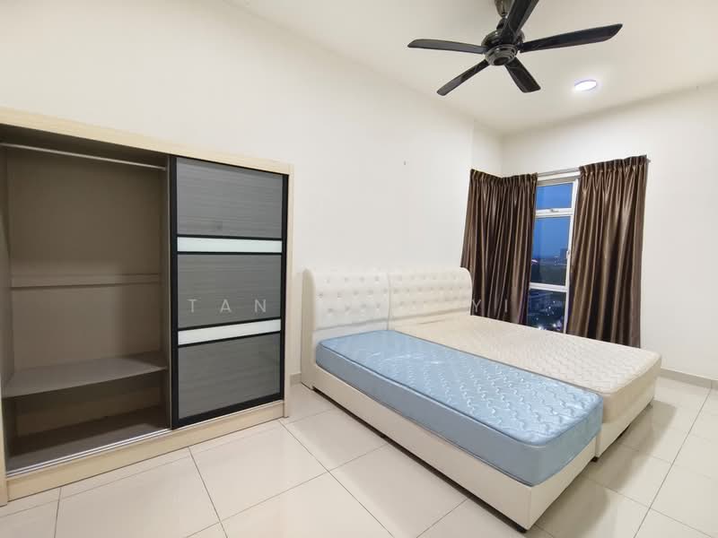 Service Residence for Rent at Skysuites @ Meldrum Hills - Tan Bing Yi - Bedroom - PropertyGuru.com.my