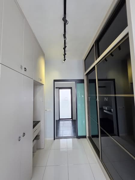 Rumah Teres 2-Tingkat untuk Dijual di Kota Masai (Pasir Gudang) - Terence Tan - Corridor - PropertyGuru.com.my