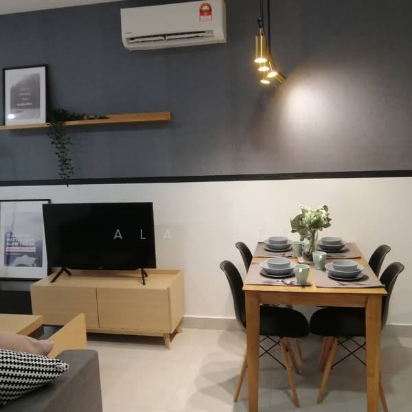 Kondominium untuk Dijual di Queensville - Alan Lee - Living Room - PropertyGuru.com.my
