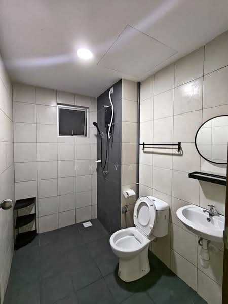 Pangsapuri untuk Disewa di Residensi Aman Jalil - KK Yap - Bathroom - PropertyGuru.com.my