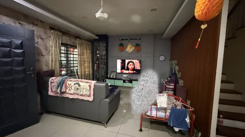 Rumah Teres 2 Tingkat untuk Dijual di Taman Chi Liung (Klang) - Milo Chan - Living Room - PropertyGuru.com.my