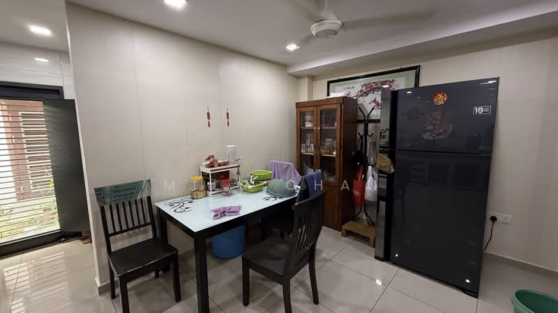 Rumah Teres 2 Tingkat untuk Dijual di Taman Chi Liung (Klang) - Milo Chan - Dining Room - PropertyGuru.com.my