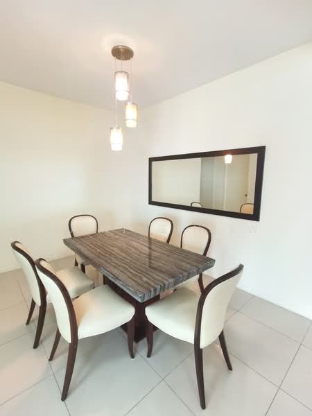 Kondominium untuk Dijual di Casa Kiara II - Quintus Hiew - Dining Room - PropertyGuru.com.my