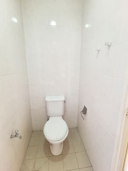 Kondominium untuk Dijual di Casa Kiara II - Quintus Hiew - Bathroom - PropertyGuru.com.my