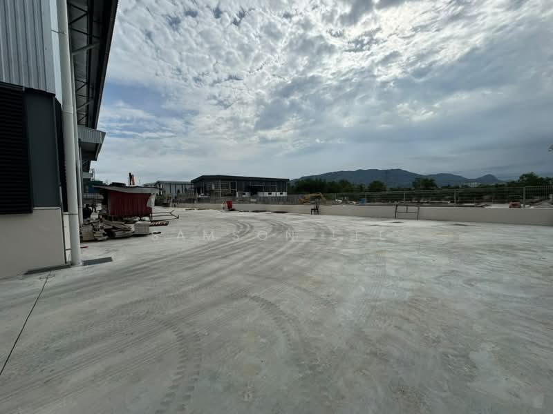 Detached Factory for Sale in Batu 17 Rawang (Rawang) - Samson Lee - Exterior - PropertyGuru.com.my