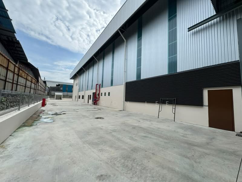 Detached Factory for Sale in Batu 17 Rawang (Rawang) - Samson Lee - Exterior - PropertyGuru.com.my