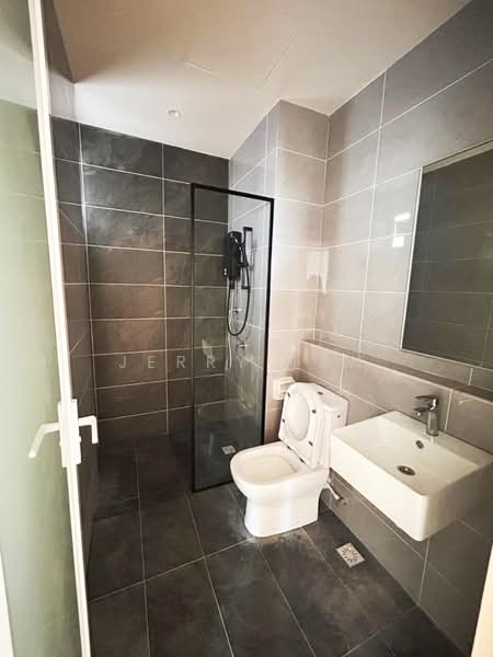 Condominium for Rent at Lucerne Residences - Jerry Tan - Bathroom - PropertyGuru.com.my