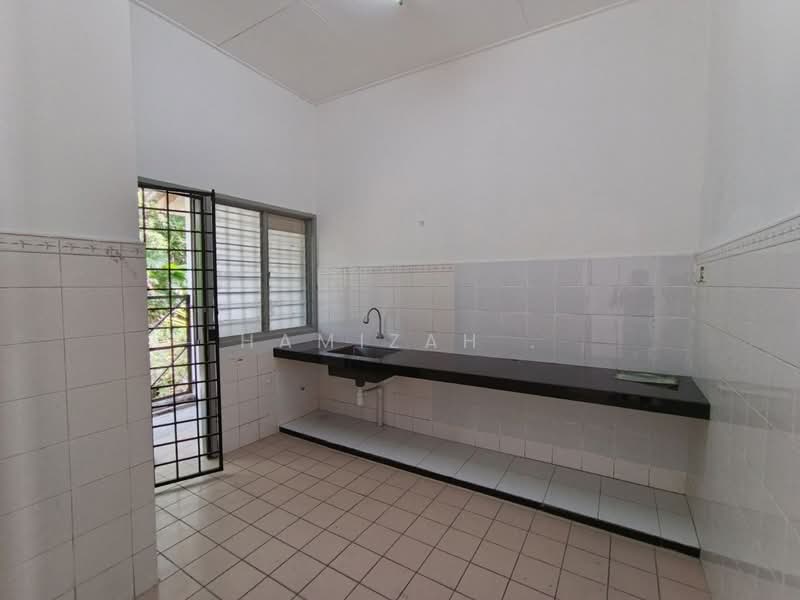 Rumah Teres 1-Tingkat untuk Dijual di Bandar Baru Puncak Alam (Puncak Alam) - Hamizah . - PropertyGuru.com.my