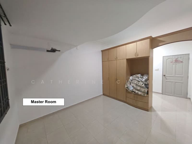 Rumah Teres untuk Disewa di Kulai (Johor) - Catherine Chiah - Master Bedroom - PropertyGuru.com.my
