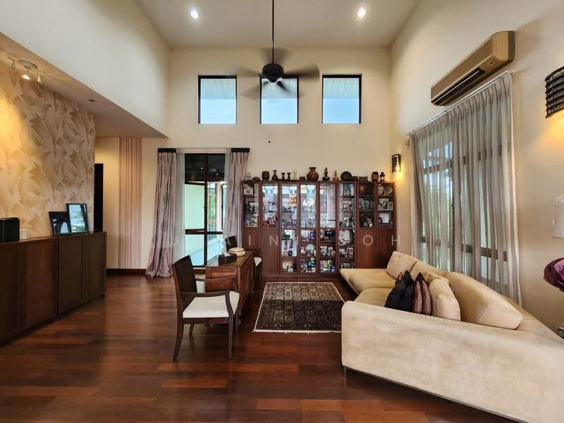 Bungalow House untuk Dijual di Bukit Jelutong (Shah Alam) - Zuraini Soh - Living Room - PropertyGuru.com.my