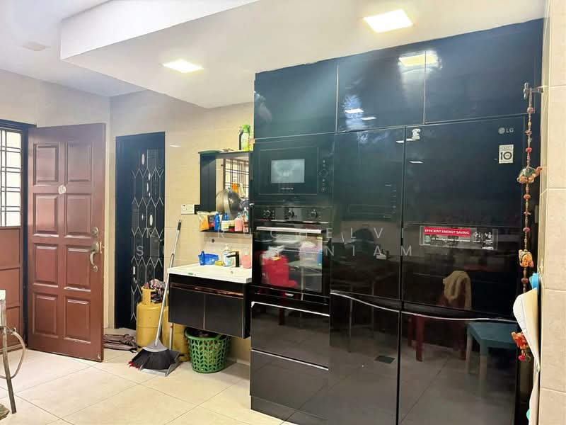 Rumah Teres 2-Tingkat untuk Dijual di Subang (Selangor) - Thiruchelvi Supramaniam - Kitchen - PropertyGuru.com.my