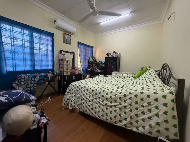 Rumah Teres 2-Tingkat untuk Dijual di Subang (Selangor) - Thiruchelvi Supramaniam - Bedroom - PropertyGuru.com.my