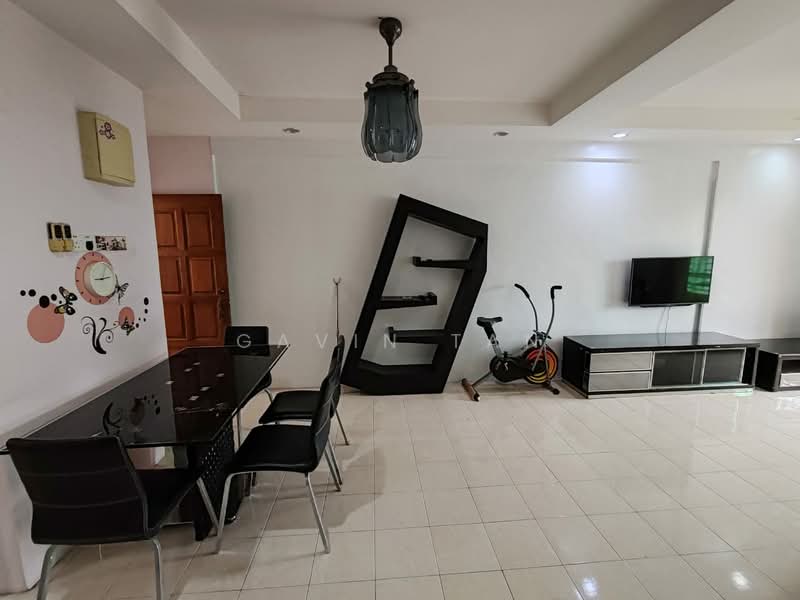 Pangsapuri untuk Dijual di Krystal Suria - Gavin Tan - Living Room - PropertyGuru.com.my