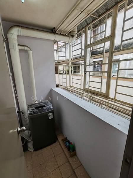 Pangsapuri untuk Dijual di Krystal Suria - Gavin Tan - Balcony - PropertyGuru.com.my