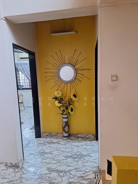 Rumah Berkembar untuk Dijual di Saujana Puchong (Puchong) - YOUGESWARAN RAMADAS - Entrance - PropertyGuru.com.my