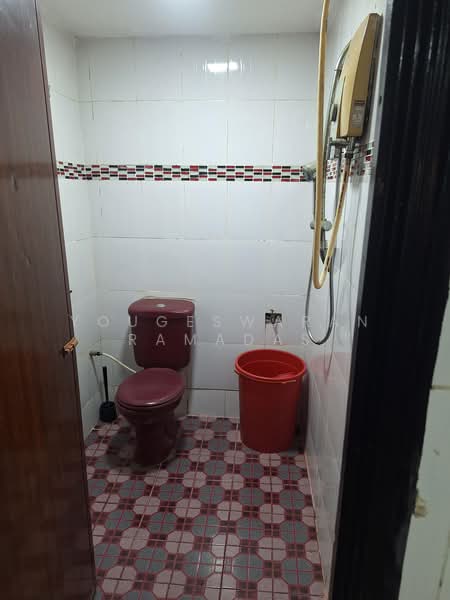 Rumah Berkembar untuk Dijual di Saujana Puchong (Puchong) - YOUGESWARAN RAMADAS - Bathroom - PropertyGuru.com.my