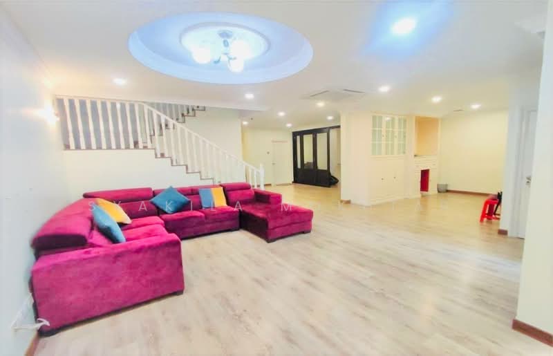 Rumah Banglo untuk Disewa di Sultan Abdul Aziz Shah Golf & Country Club (Shah Alam) - Syakila Mokhtar - Living Room - PropertyGuru.com.my