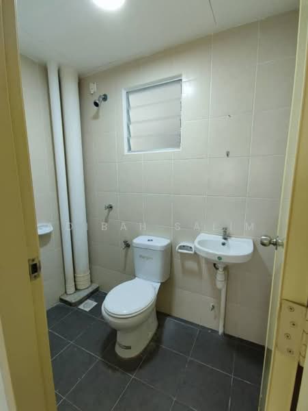 Pangsapuri untuk Dijual di De Palma - Adibah Salim - Bathroom - PropertyGuru.com.my
