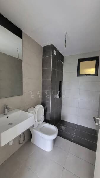 Service Residence for Sale at D'Cosmos Residences - Daniel Chong - Bathroom - PropertyGuru.com.my