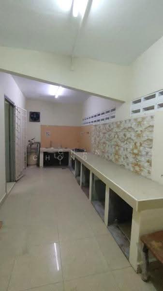 2.5-storey Terraced House for Sale in BANDAR PUCHONG JAYA (Puchong) - Chan Chong Liang - Kitchen - PropertyGuru.com.my