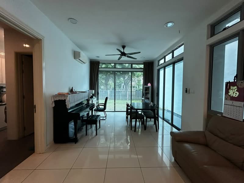 Rumah Teres 2-Tingkat untuk Dijual di Cyberjaya (Selangor) - ZF Chua - Living Room - PropertyGuru.com.my