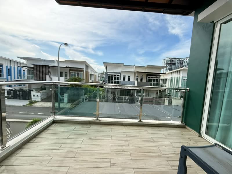 Cluster House for Rent in Nusa Duta (Iskandar Puteri (Nusajaya)) - SP Yap - Balcony - PropertyGuru.com.my
