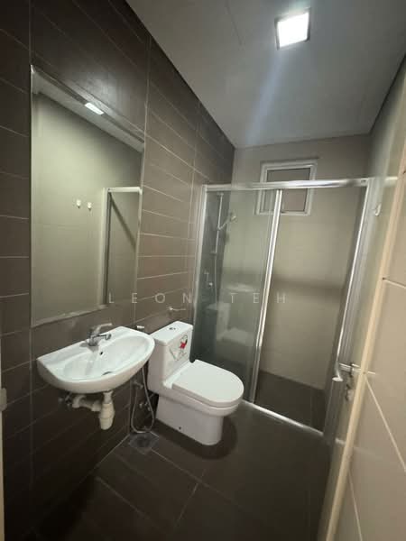 Service Residence for Sale at Glomac Damansara - Leon Teh - Bathroom - PropertyGuru.com.my