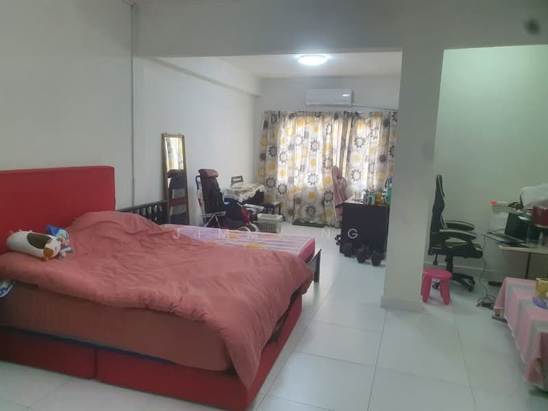 2-storey Terraced House for Sale in Taman Overseas Union (Taman Oug) (Jalan Klang Lama (Old Klang Road)) - Jimmy Ng - Bedroom - PropertyGuru.com.my