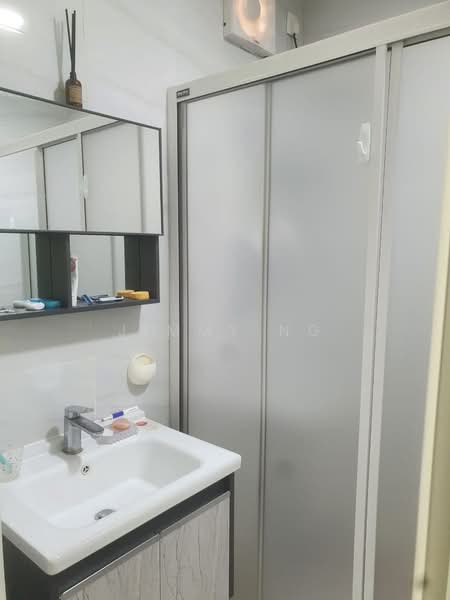 2-storey Terraced House for Sale in Taman Overseas Union (Taman Oug) (Jalan Klang Lama (Old Klang Road)) - Jimmy Ng - Bathroom - PropertyGuru.com.my