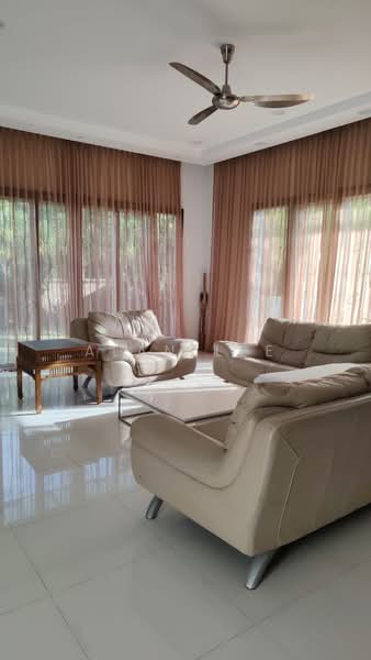 Bungalow for Sale in Taman Villa Heights 2 (Kajang) - Alan Lee - Living Room - PropertyGuru.com.my