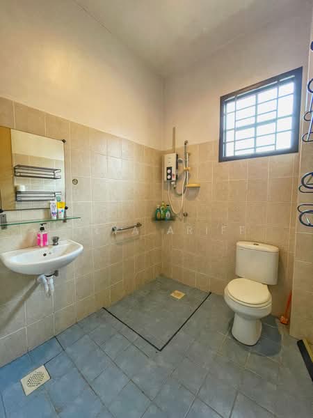 Semi-Detached House for Sale in Bandar Nusaputra (Puchong) - BILYA ARIFF - PropertyGuru.com.my
