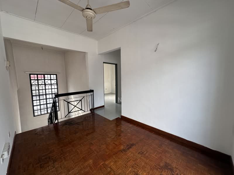 Rumah Banglo untuk Disewa di Bandar Country Homes (Rawang) - Vivian Lai - Interior - PropertyGuru.com.my