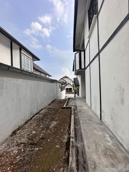 Rumah Banglo untuk Disewa di Bandar Country Homes (Rawang) - Vivian Lai - Exterior - PropertyGuru.com.my