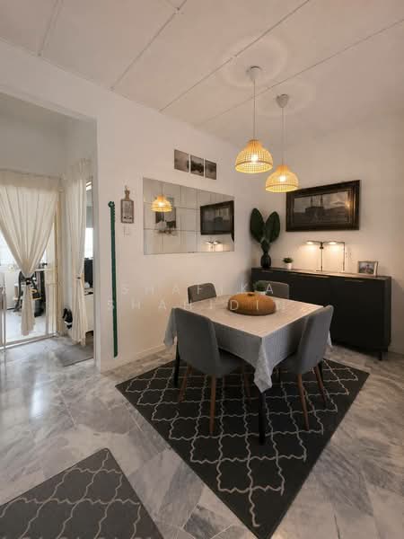 Apartment for Sale at Desa Temenggong Apartment - Shafika Shahidin - Dining Room - PropertyGuru.com.my