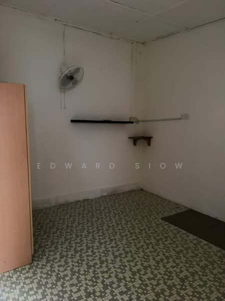 Semi-Detached House for Rent in Taman Abad (Johor Bahru) - Edward Siow - Interior - PropertyGuru.com.my