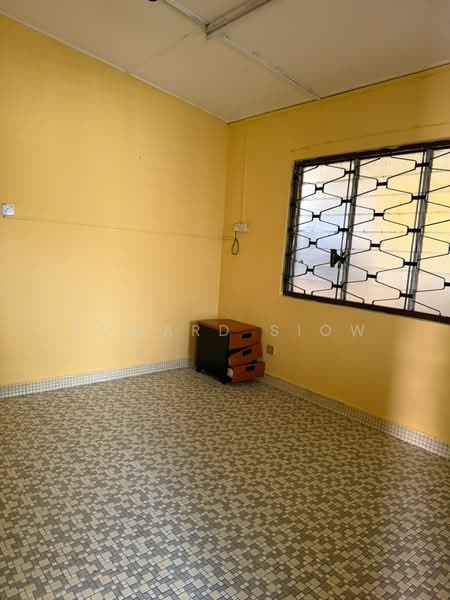 Semi-Detached House for Rent in Taman Abad (Johor Bahru) - Edward Siow - Interior - PropertyGuru.com.my
