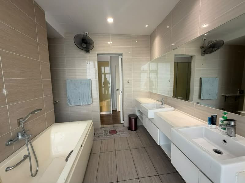 Condominium for Rent at Damansara Foresta - Justin Lai - Bathroom - PropertyGuru.com.my