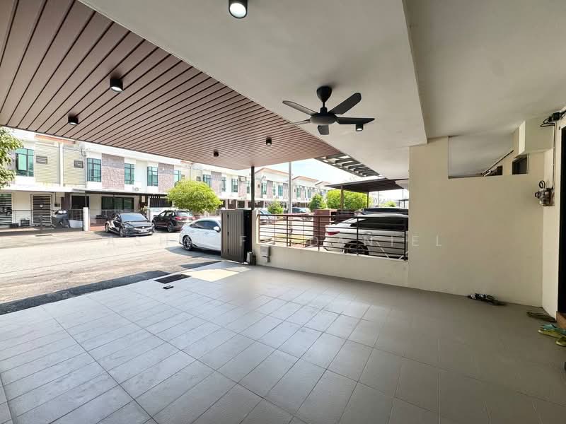 Rumah Teres 2 Tingkat untuk Dijual di Taman Saujana KLIA (Sepang) - Ashraff Daniel - Exterior - PropertyGuru.com.my